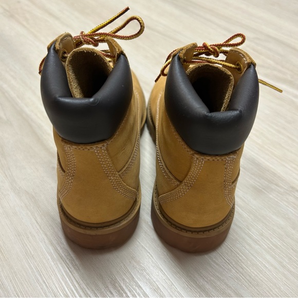 Timberland Boots‎ Size 3 Youth Boys 6 inch  Primaloft Waterproof Wheat Nubuck - Picture 8 of 10